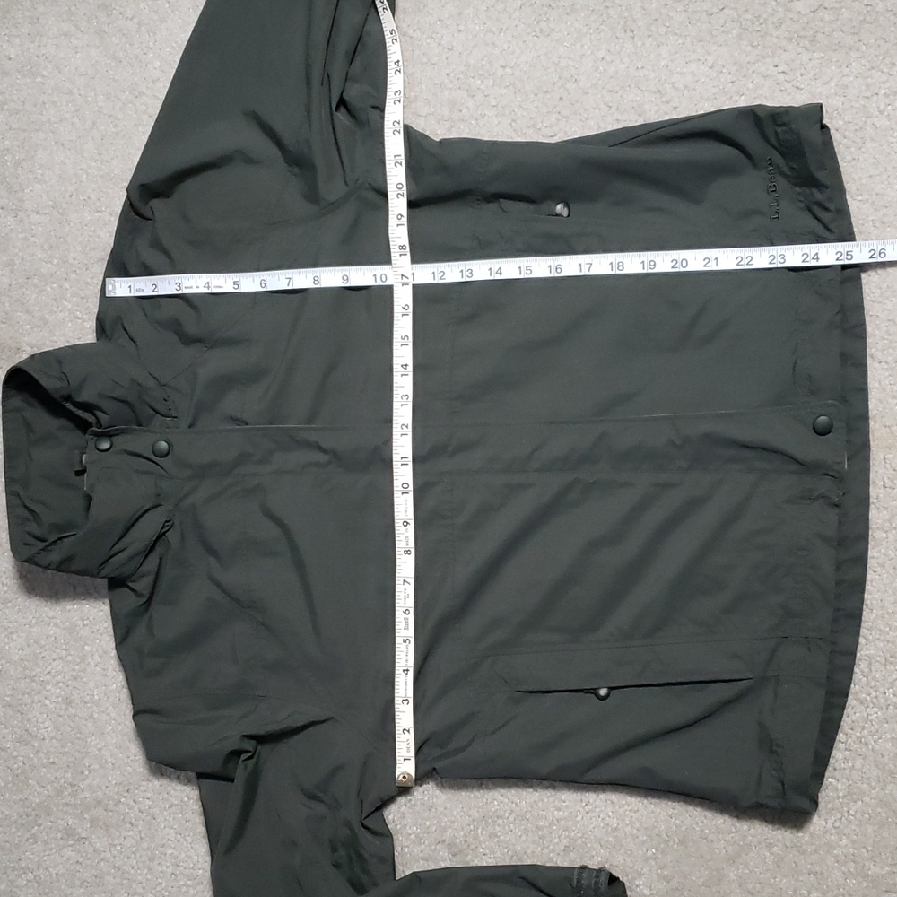 L.L.Bean Womens Green Coat with Hidden Hood M - Picture 11 of 11